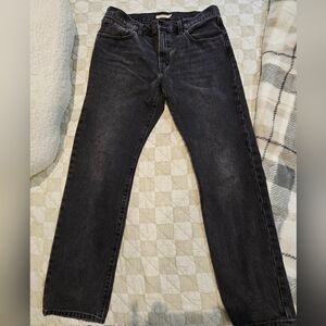 Women's Black Levi Jeans